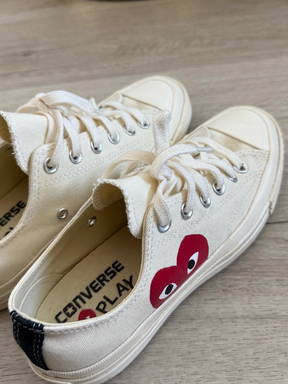 Converse PLAY Low Top Sneakers in Cream with Red Heart